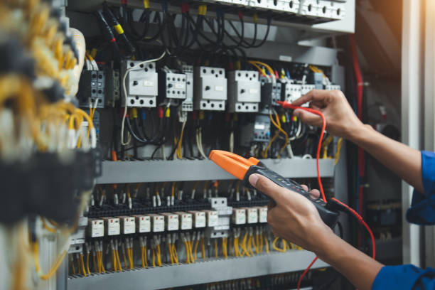 Best Electrical Outlet Repair  in Oakdale, MN